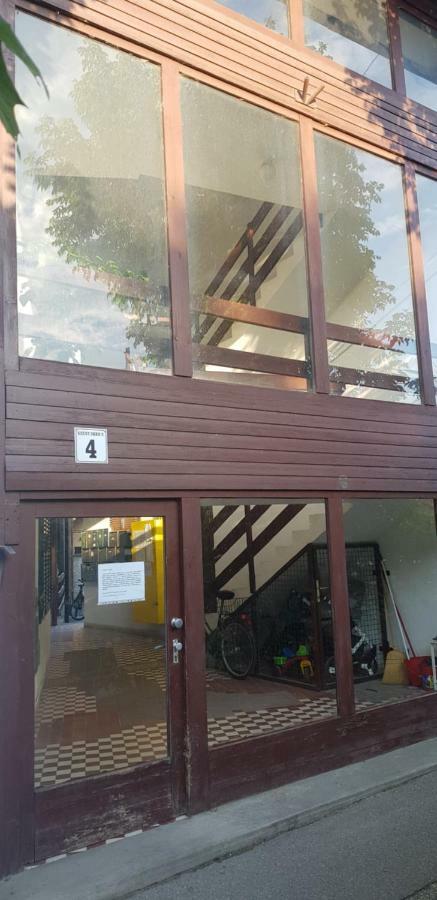Lotti Apartman Kiskunhalas Luaran gambar